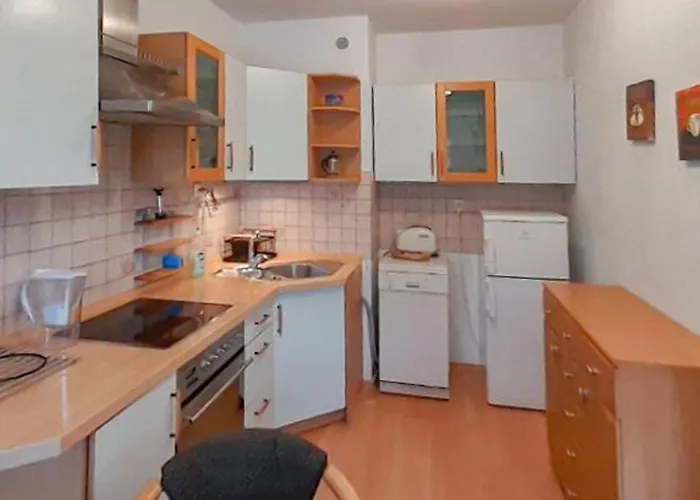 Апартаменты In With Wifi Поберово